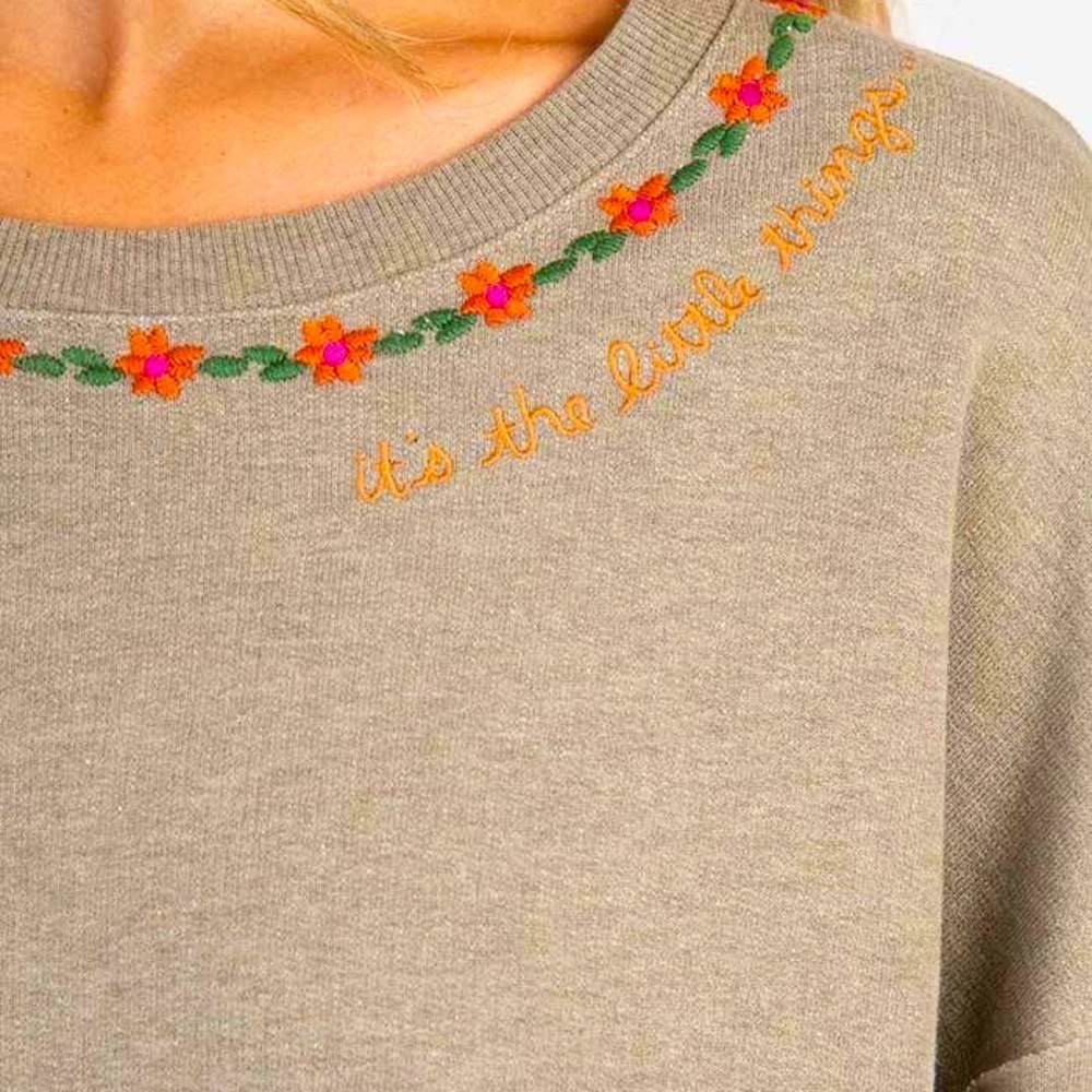 Natural Life Embroidered Sweatshirt Tunic! Small/Medium! Olive! Great Condition!
